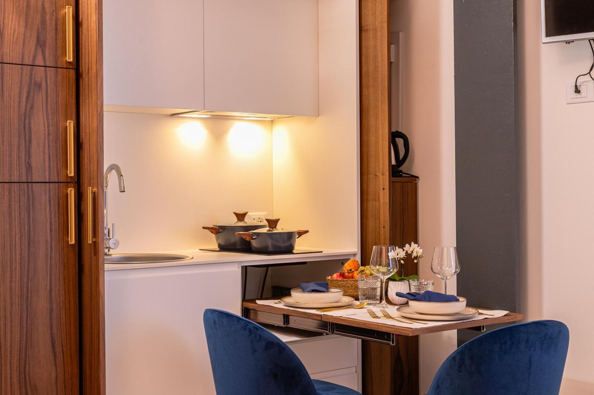 Interno 9 Apartment *